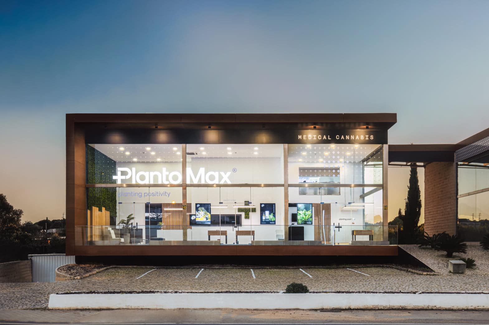 plantomax Vilamoura fachada