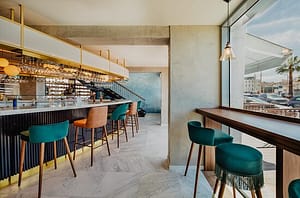 bar Adão hotel Eva mobiliário