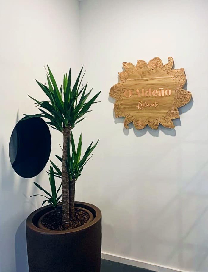 Hotel Canadiano restaurante O Aldeão Açores Sinaletica