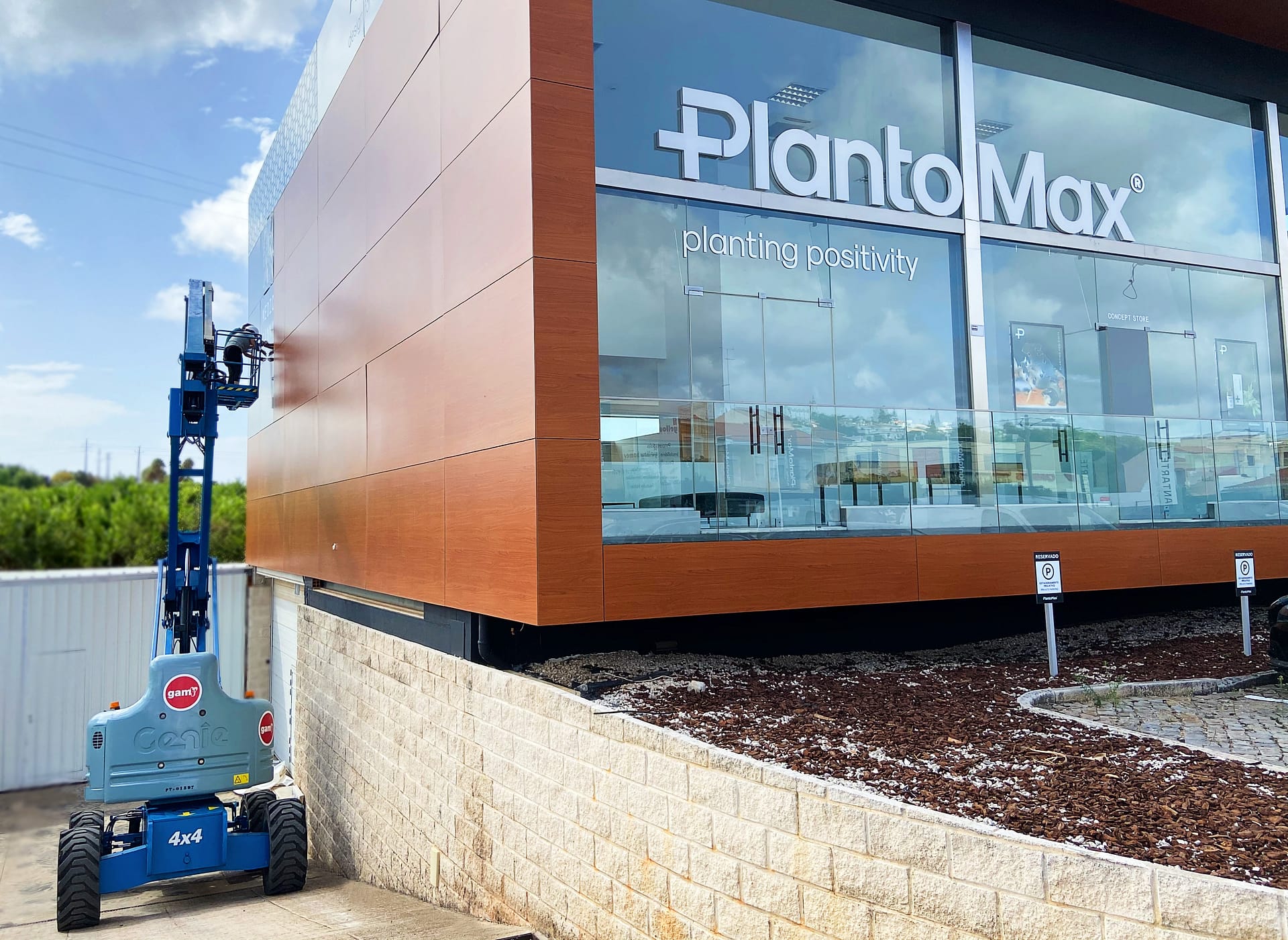 Plantomax Vilamoura letras monobloco