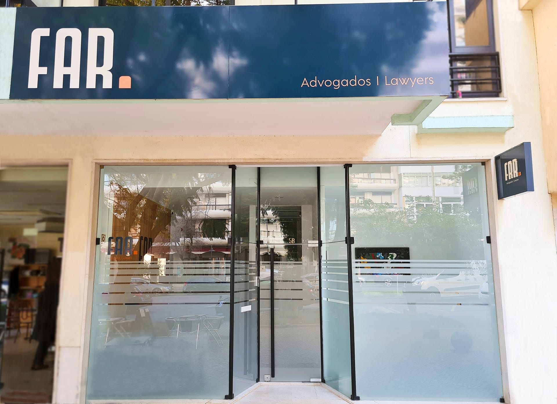 FAR Advogados decoração fachada